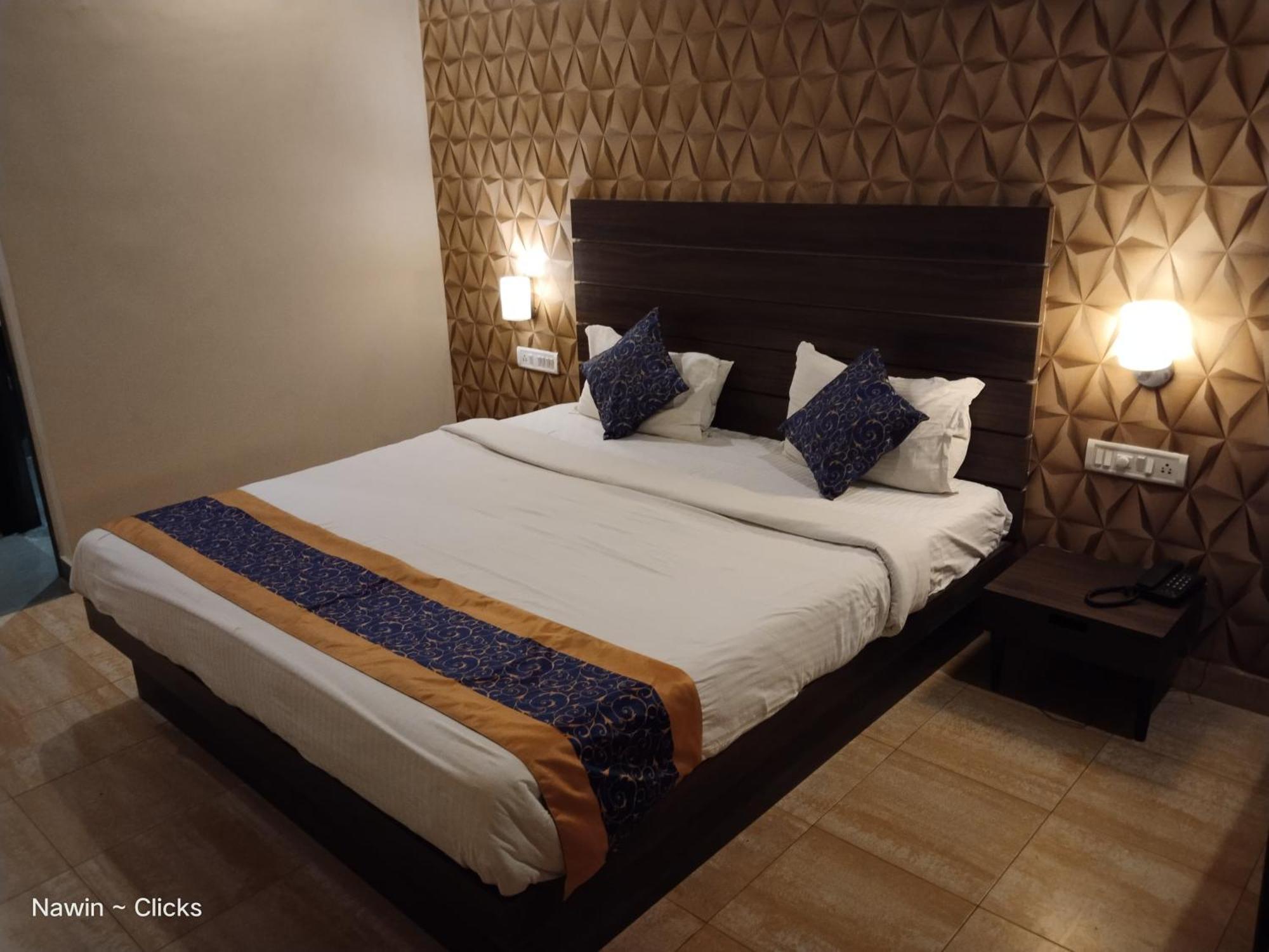 Redfox Hotel- Aminjikarai Chennai Esterno foto